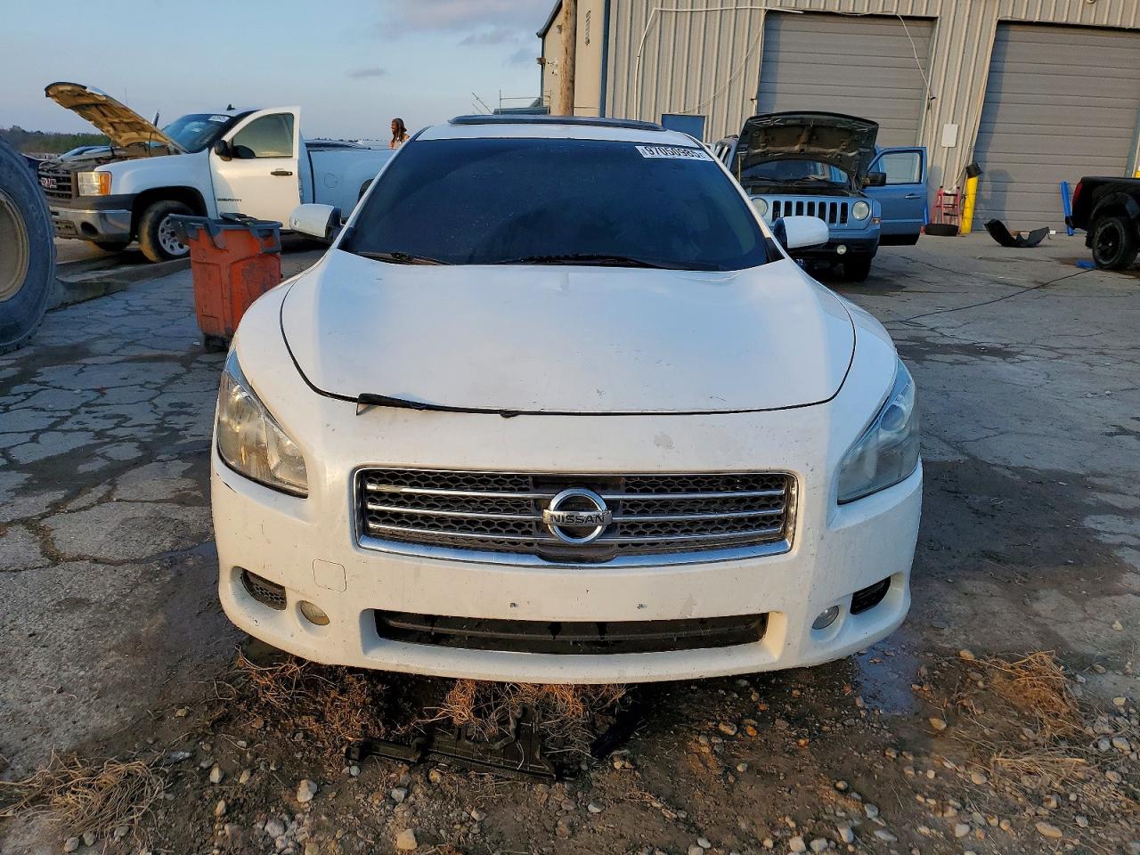 2011 NISSAN MAXIMA S photo 5