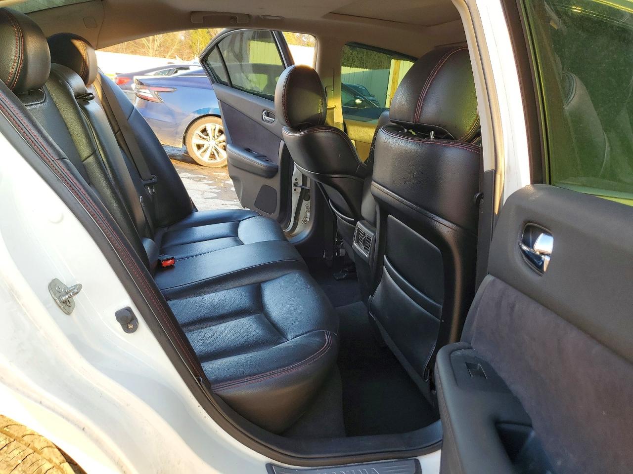 2011 NISSAN MAXIMA S photo 10
