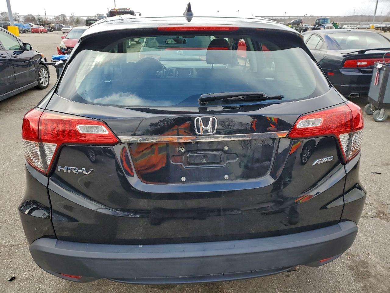 2019 HONDA HR-V LX photo 16