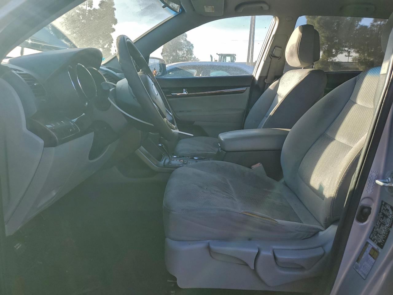 2011 KIA SORENTO BASE photo 7