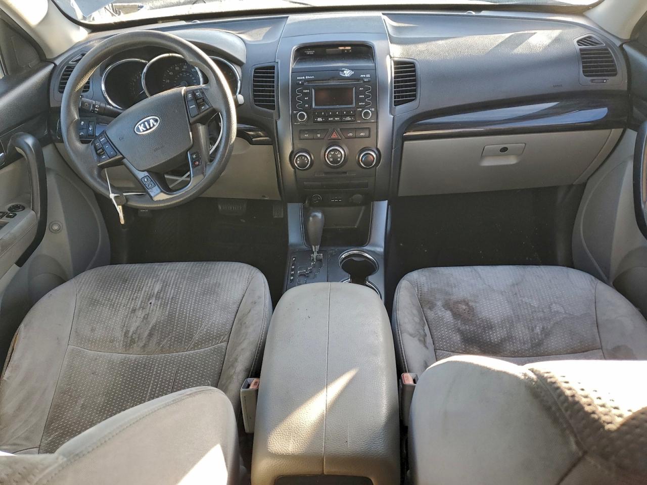 2011 KIA SORENTO BASE photo 8