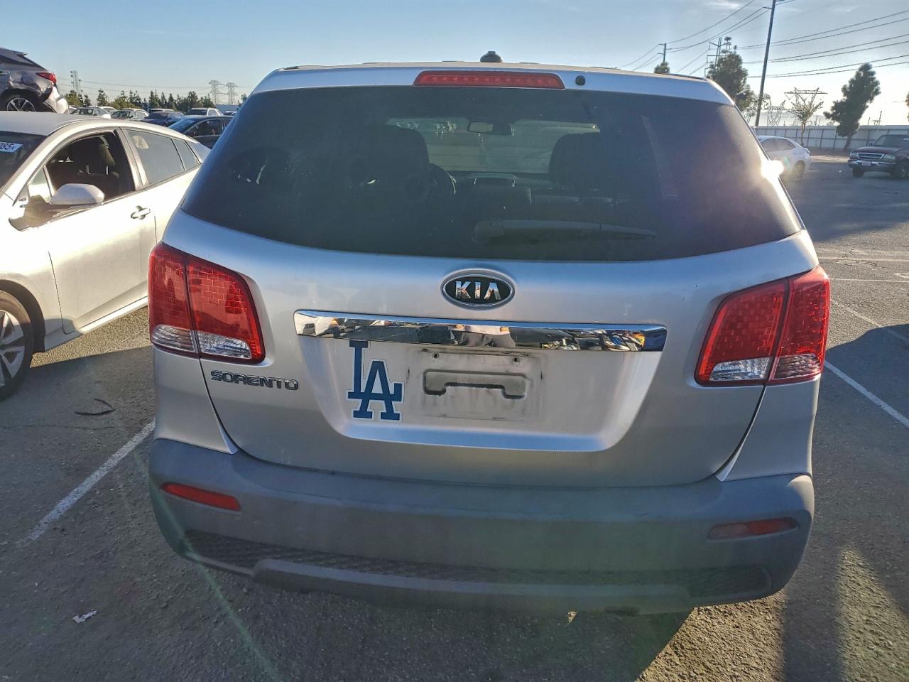 2011 KIA SORENTO BASE photo 6