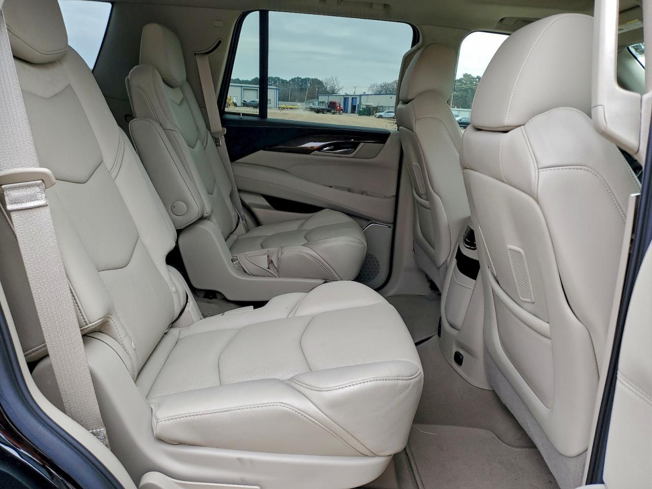2020 CADILLAC ESCALADE LUXURY photo 21