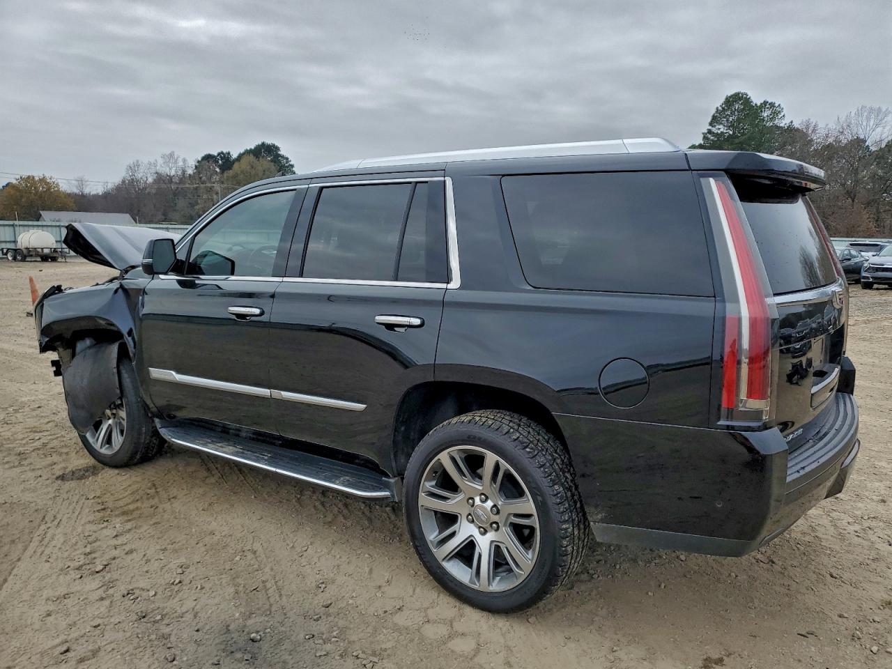 2020 CADILLAC ESCALADE LUXURY photo 3