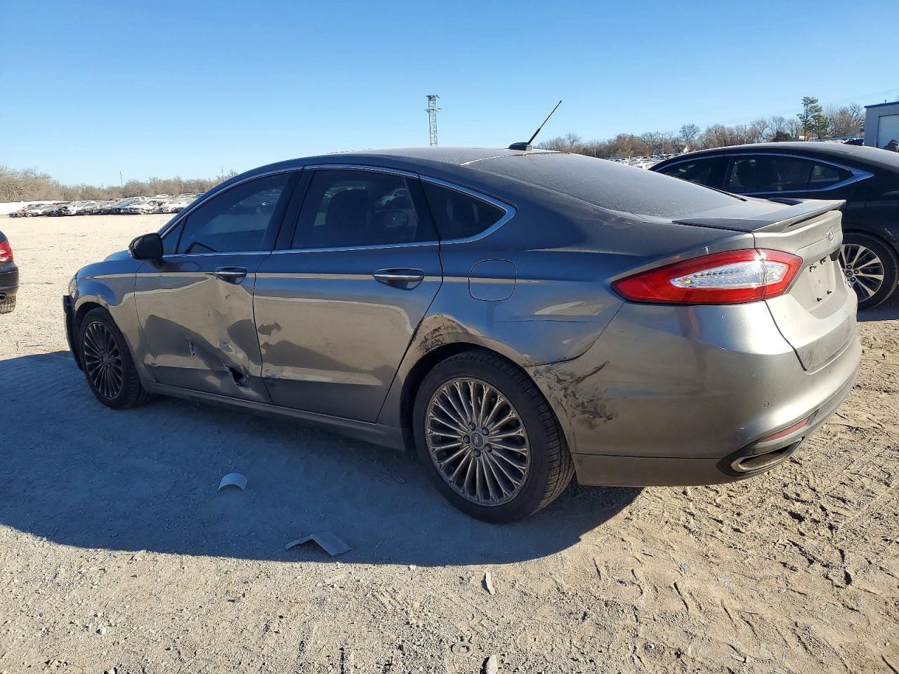 2013 FORD FUSION TITANIUM photo 4
