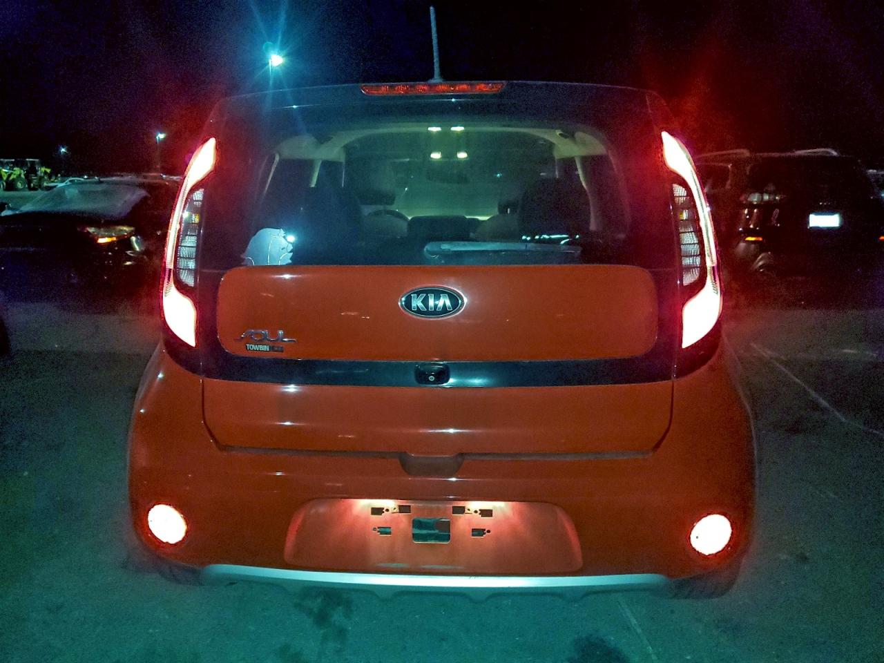2017 KIA SOUL + photo 11