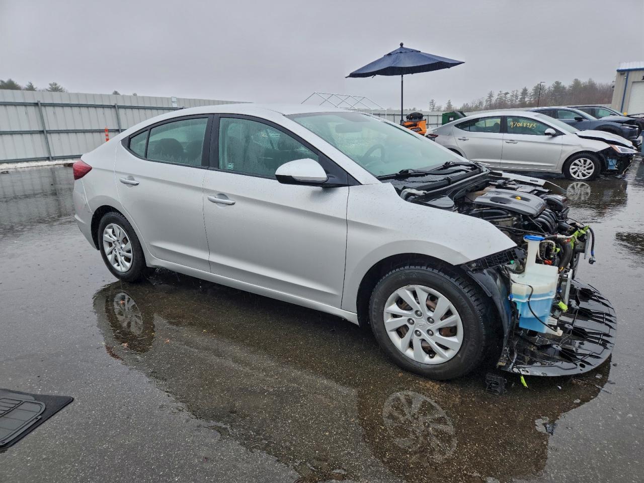 2019 HYUNDAI ELANTRA SE photo 4