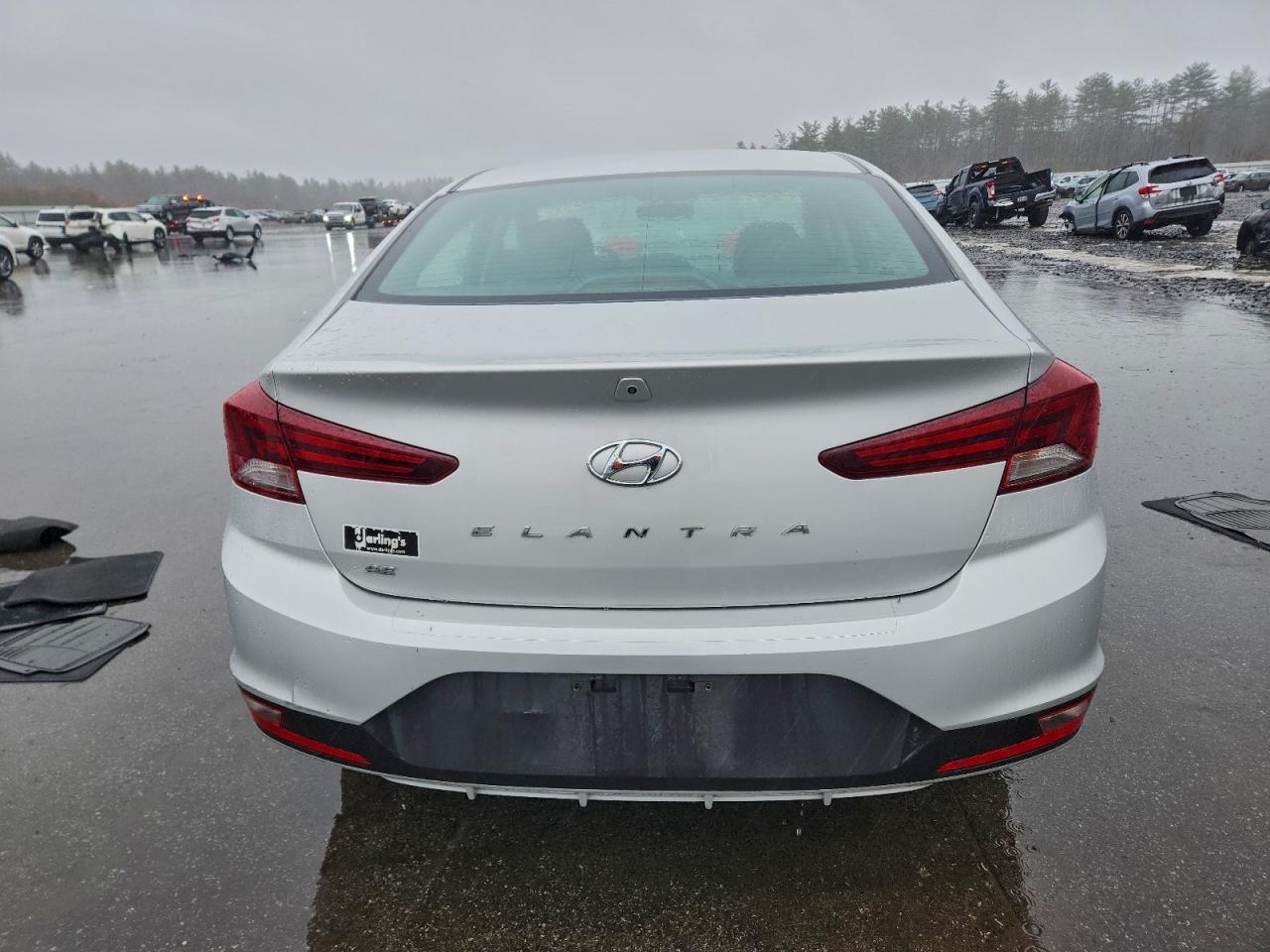 2019 HYUNDAI ELANTRA SE photo 6