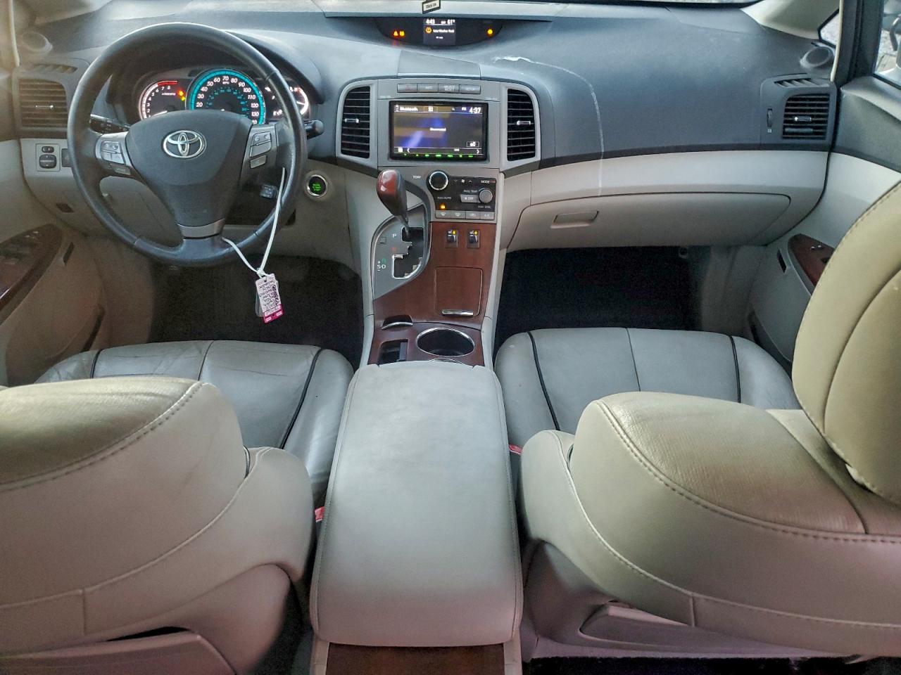 2009 TOYOTA VENZA photo 15