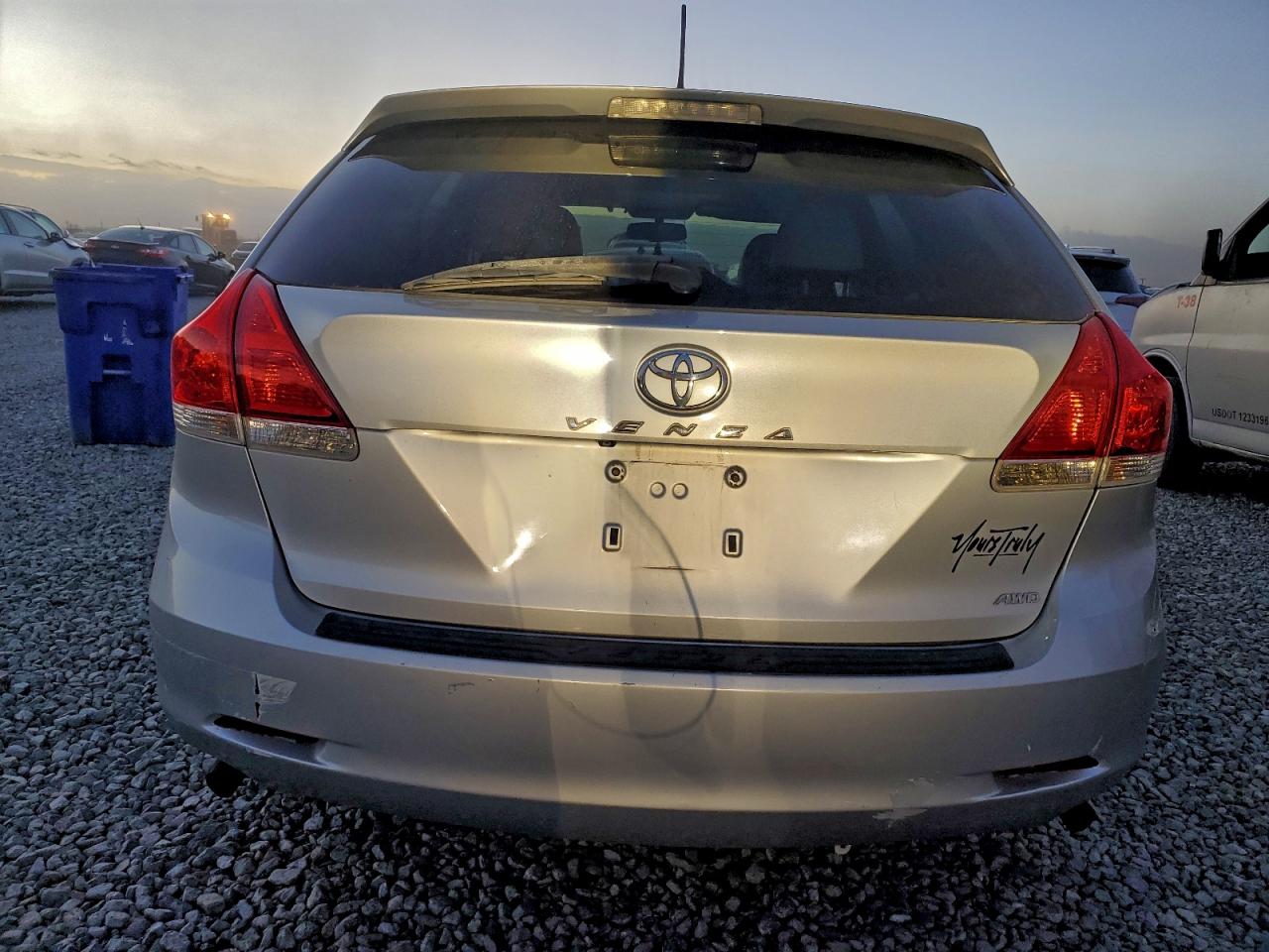2009 TOYOTA VENZA photo 11