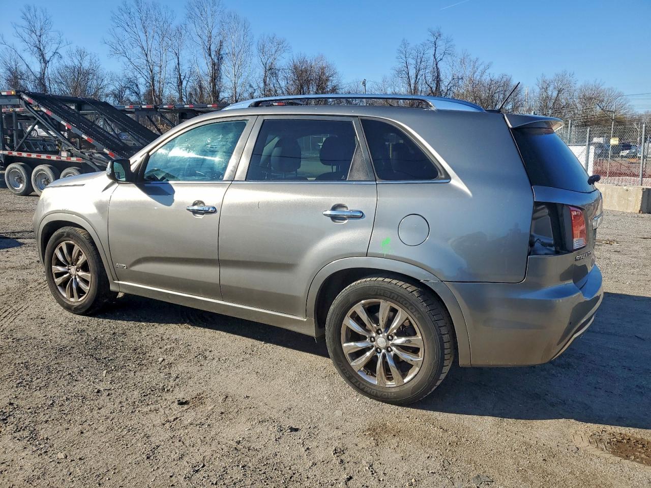 2013 KIA SORENTO SX photo 2