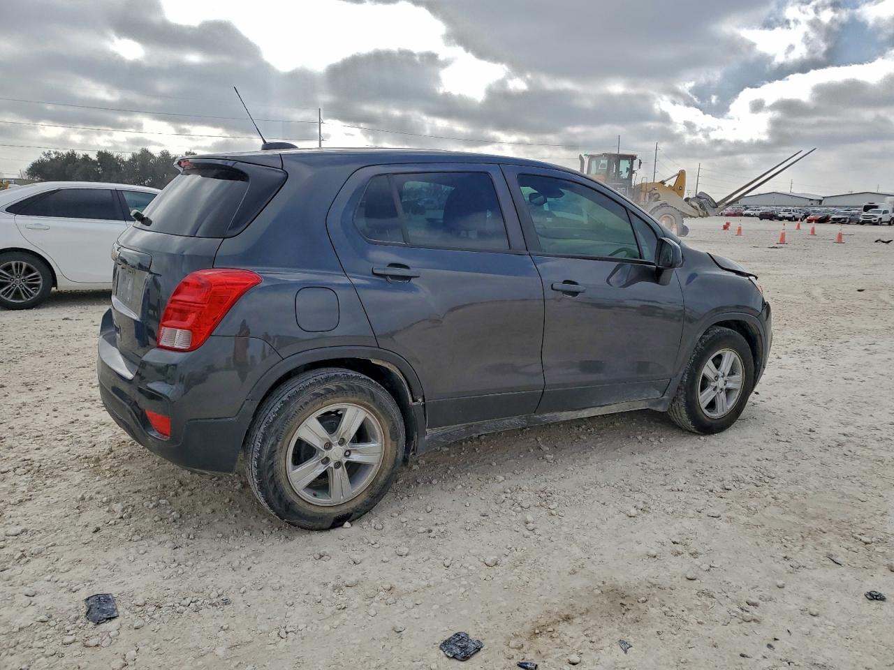 2020 CHEVROLET TRAX LS photo 5