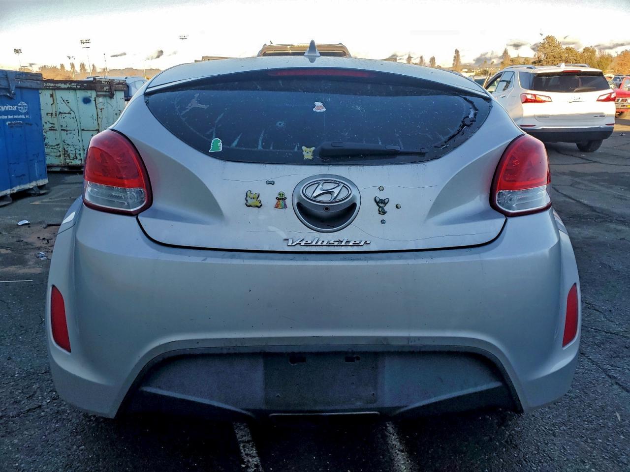 2017 HYUNDAI VELOSTER photo 6
