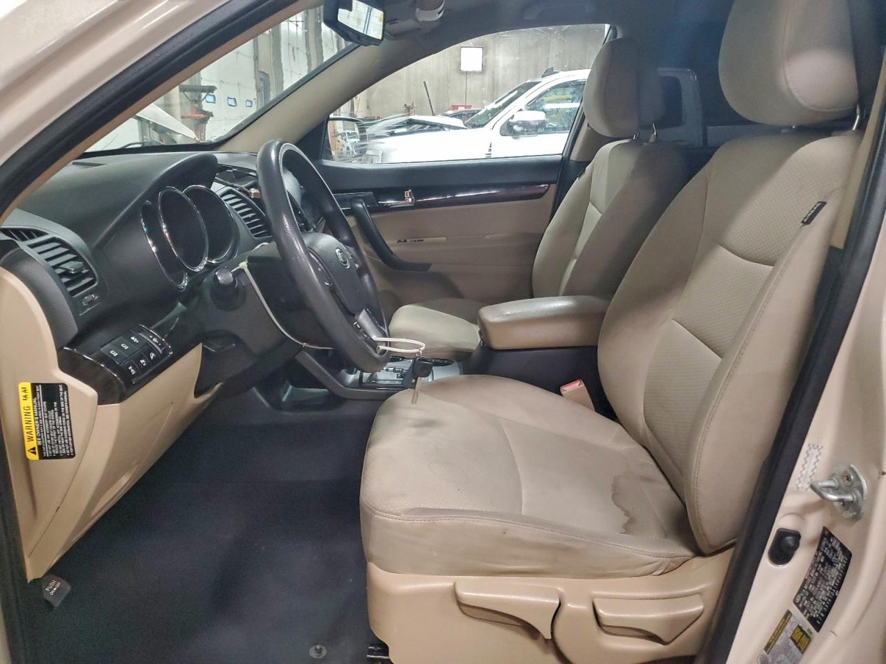 2011 KIA SORENTO BASE photo 7