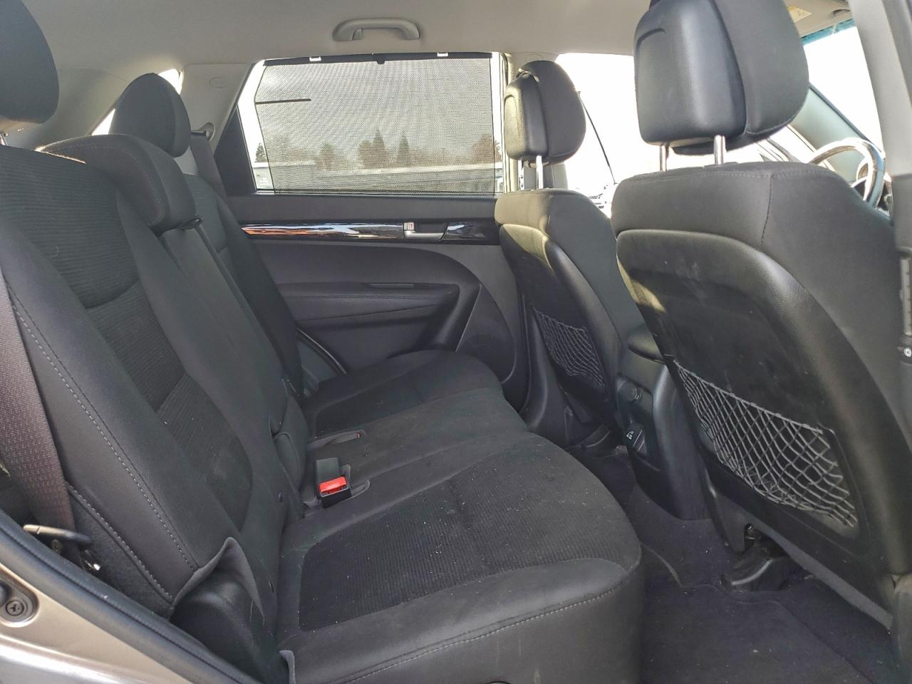 2014 KIA SORENTO LX photo 11