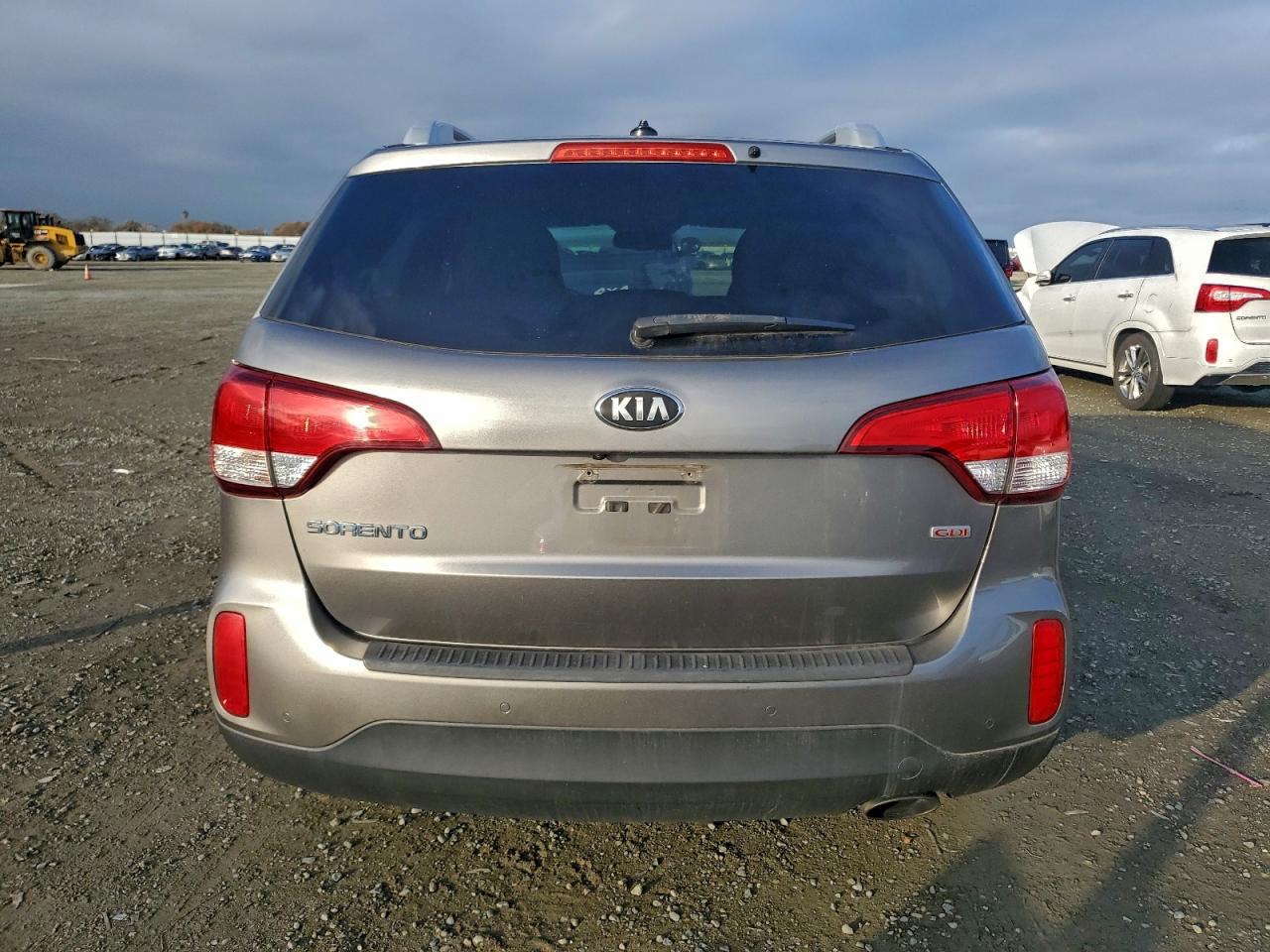 2014 KIA SORENTO LX photo 6