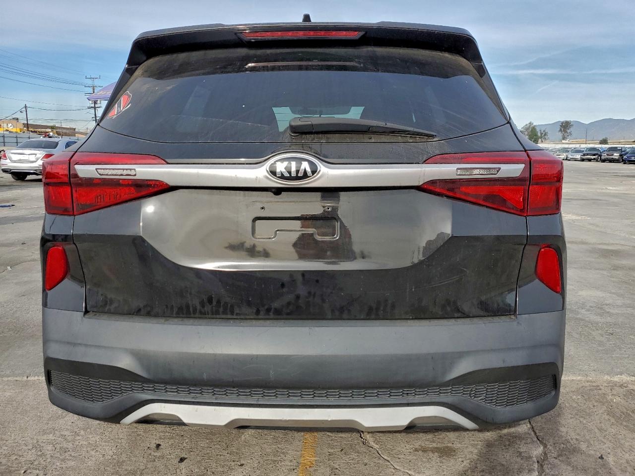 2021 KIA SELTOS LX photo 6
