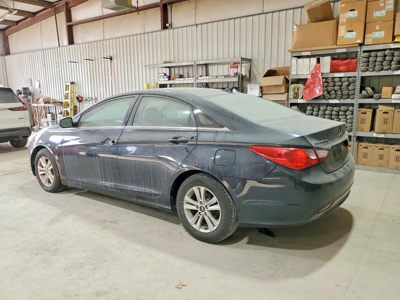 2013 HYUNDAI SONATA GLS photo 2