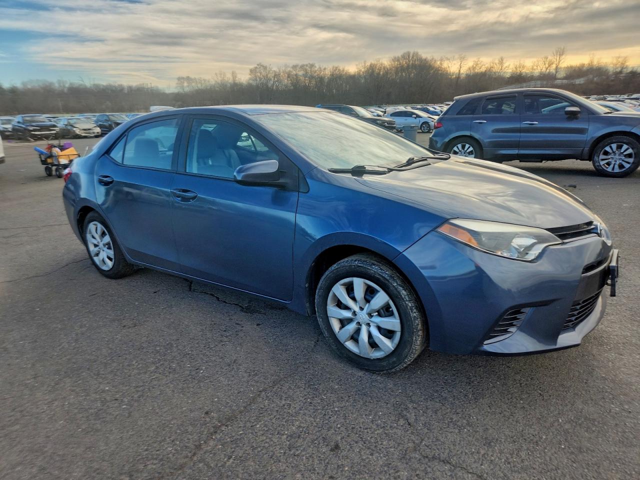 2016 TOYOTA COROLLA L photo 4