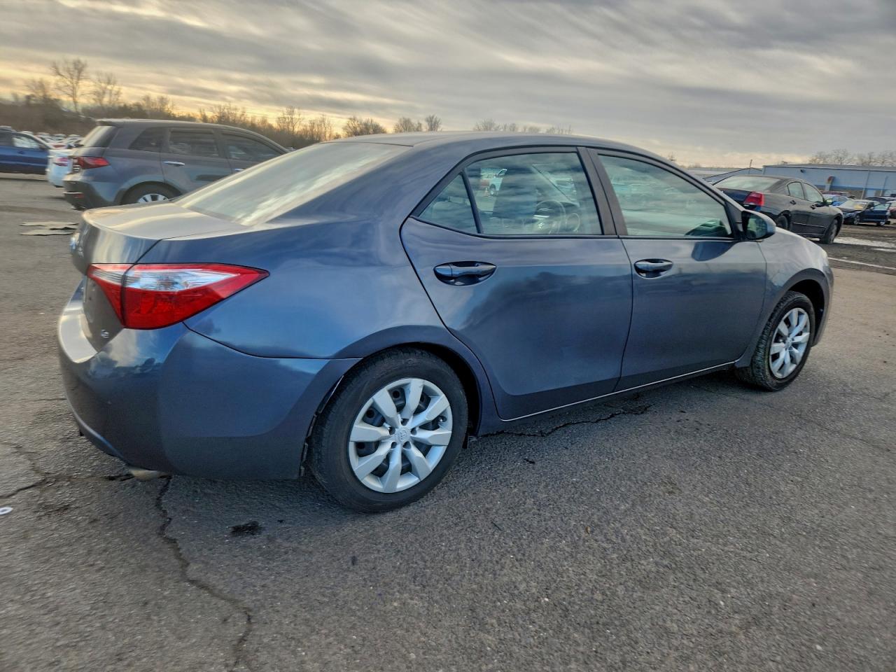 2016 TOYOTA COROLLA L photo 3