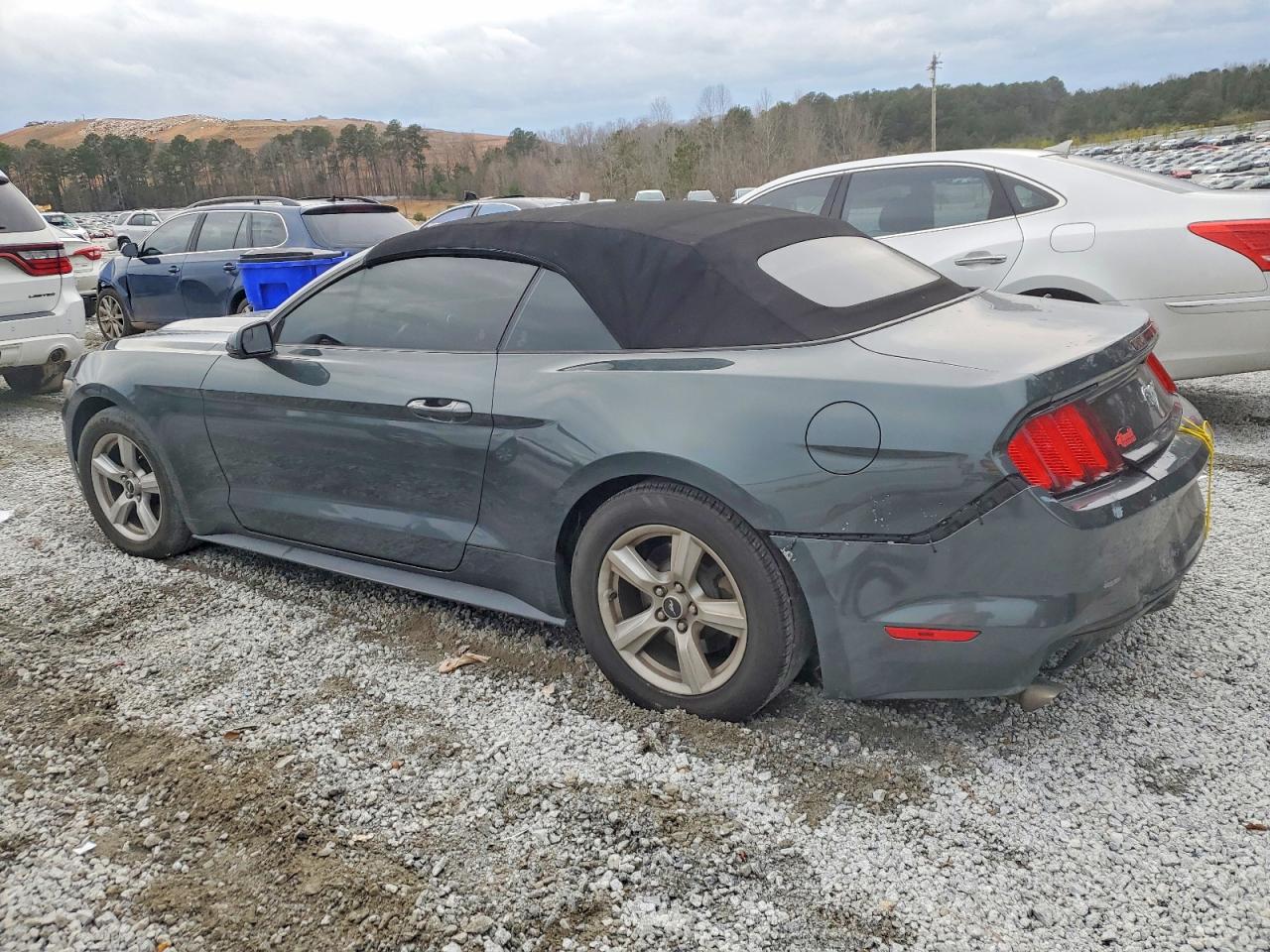 2016 FORD MUSTANG photo 3