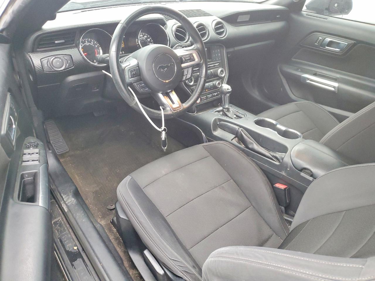 2016 FORD MUSTANG photo 15