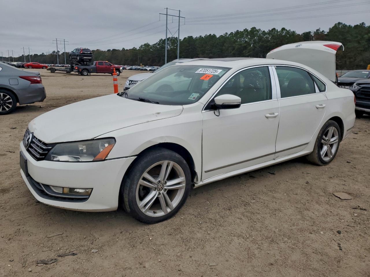 2014 VOLKSWAGEN PASSAT