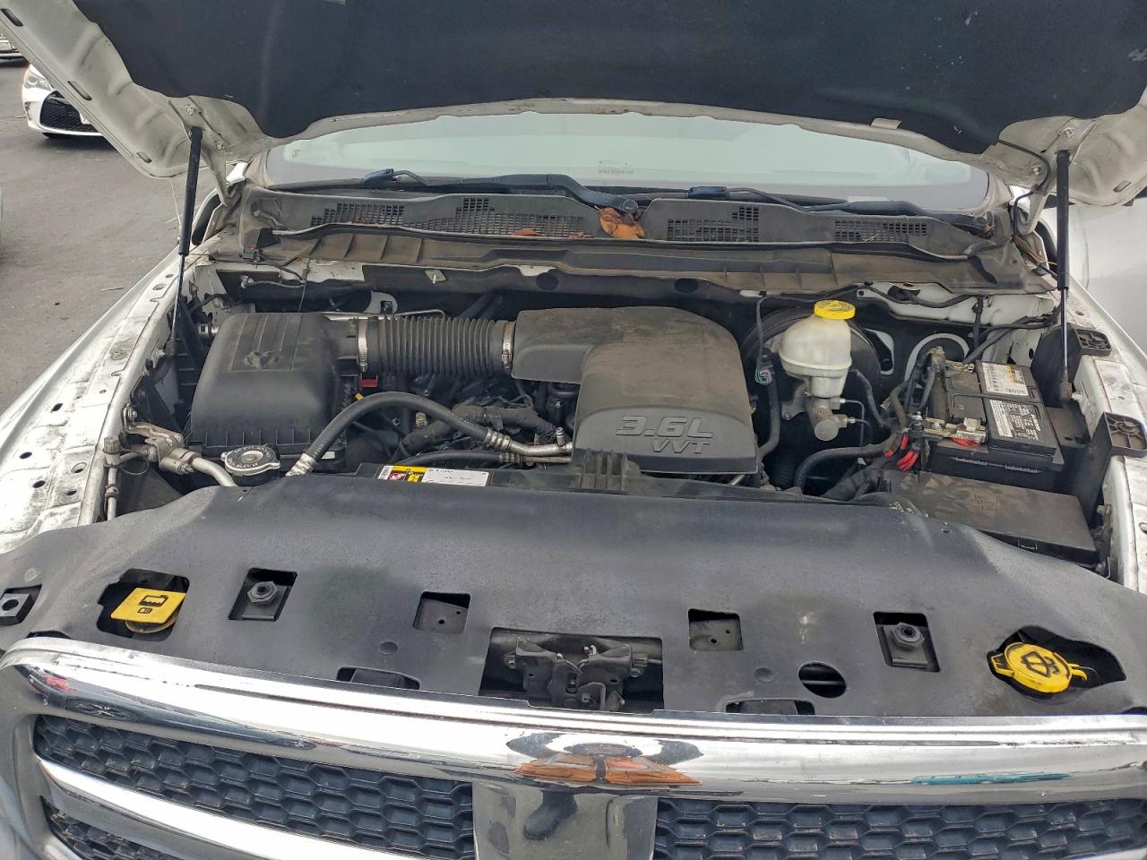 2018 RAM 1500 ST photo 12