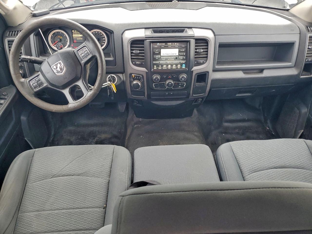 2018 RAM 1500 ST photo 8