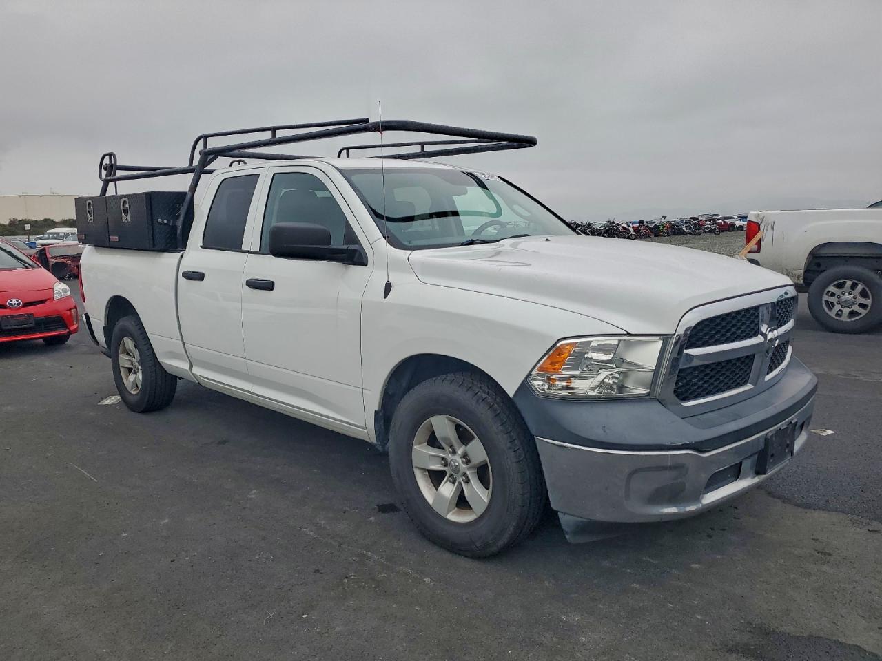 2018 RAM 1500 ST photo 4