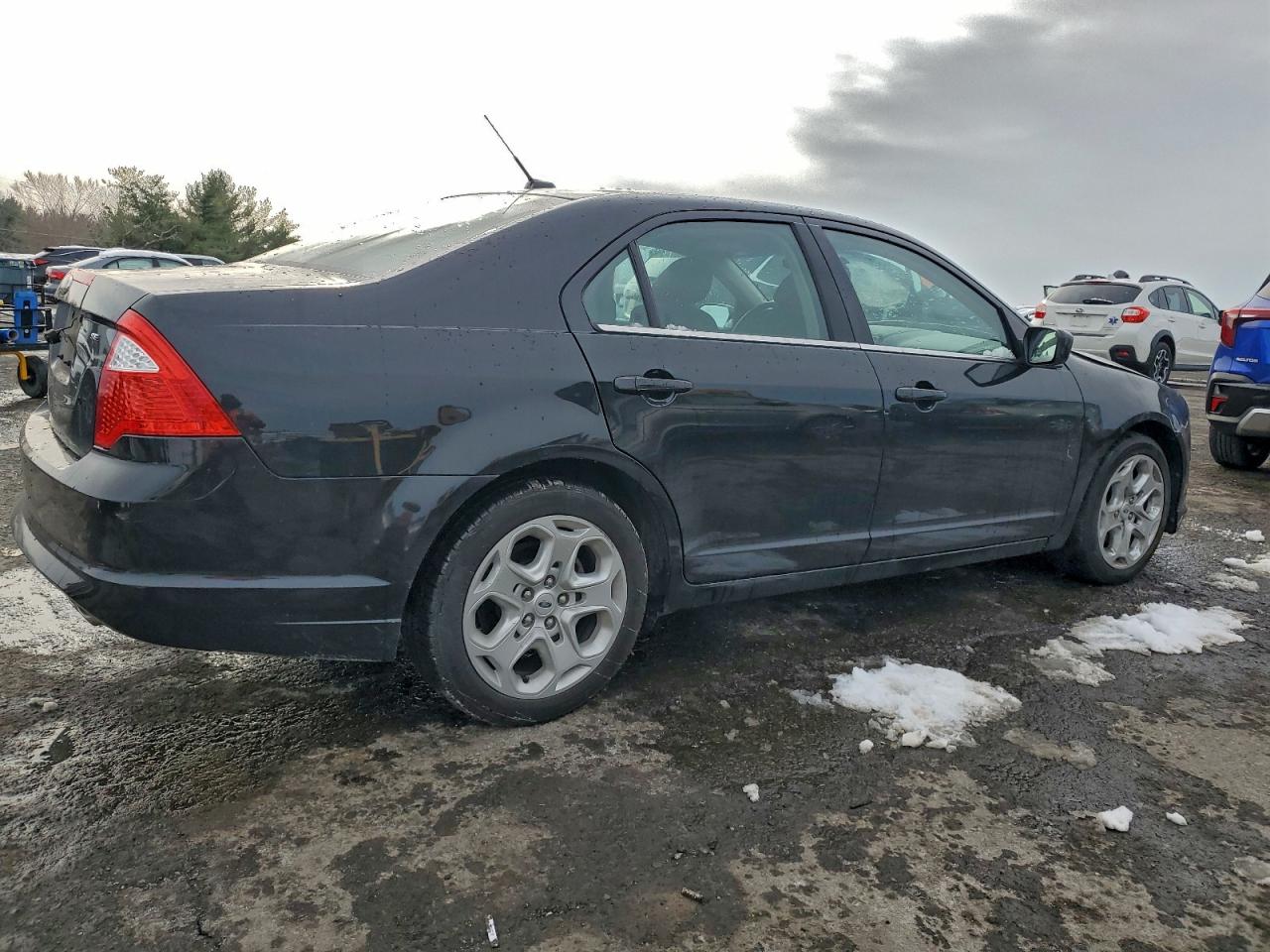 2010 FORD FUSION SE photo 3