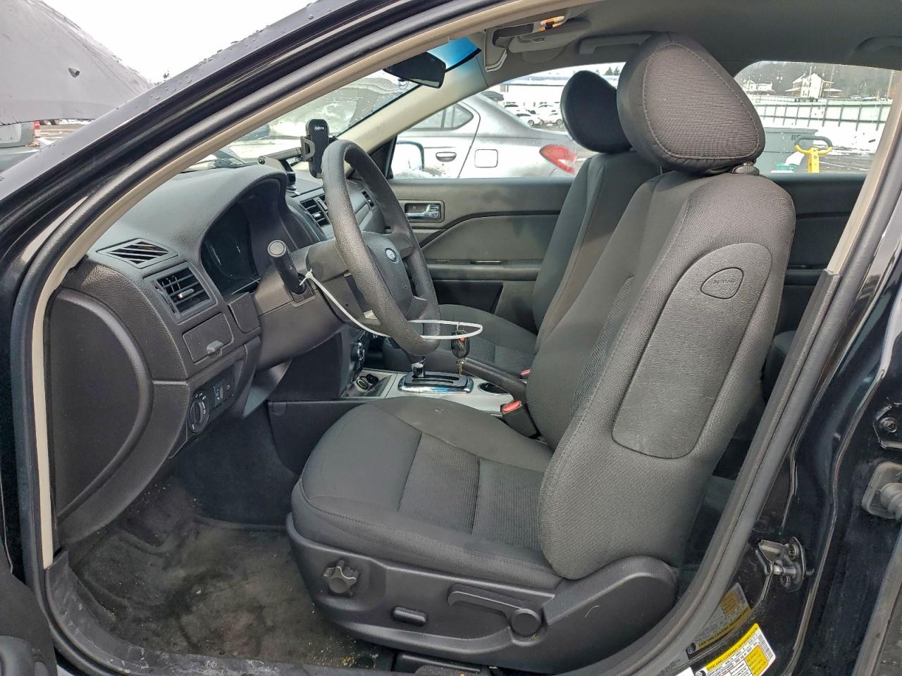 2010 FORD FUSION SE photo 7