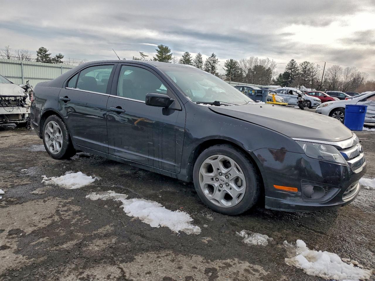 2010 FORD FUSION SE photo 4