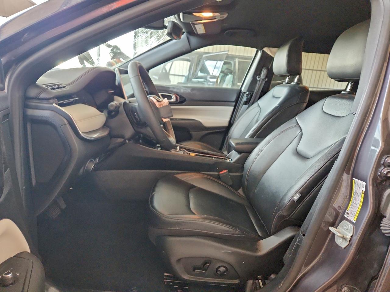 2024 JEEP COMPASS LIMITED photo 13