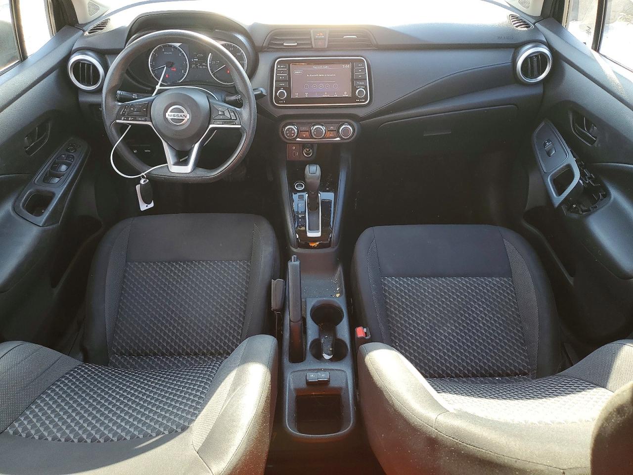 2020 NISSAN VERSA S photo 15