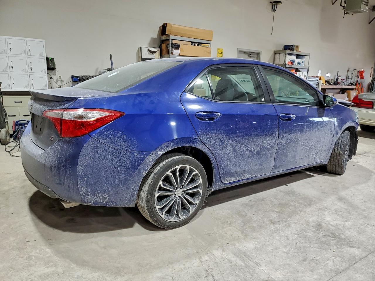 2015 TOYOTA COROLLA L photo 3