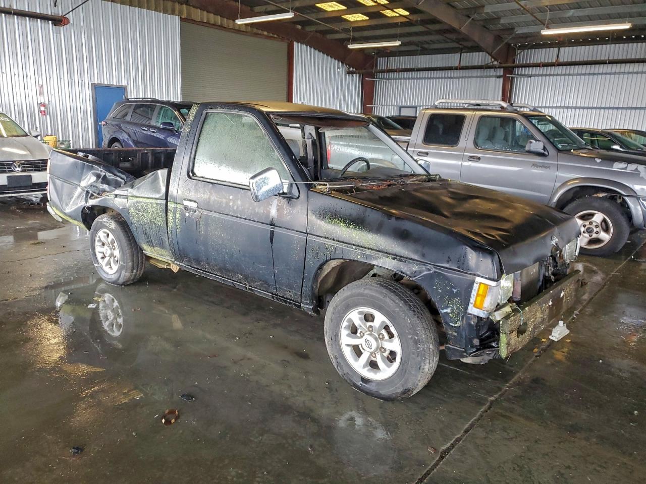 1996 NISSAN TRUCK BASE photo 4
