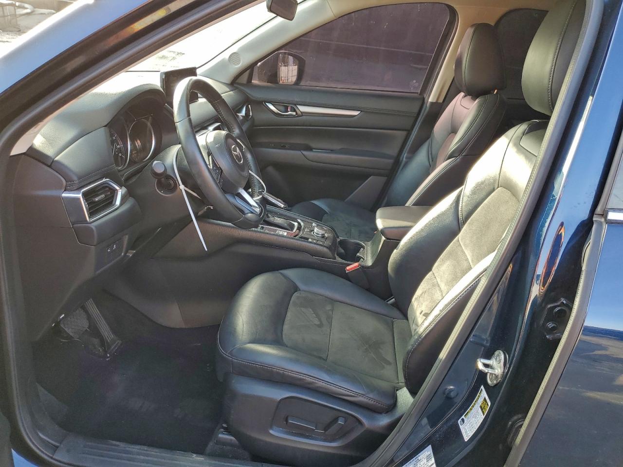 2021 MAZDA CX-5 TOURING photo 11