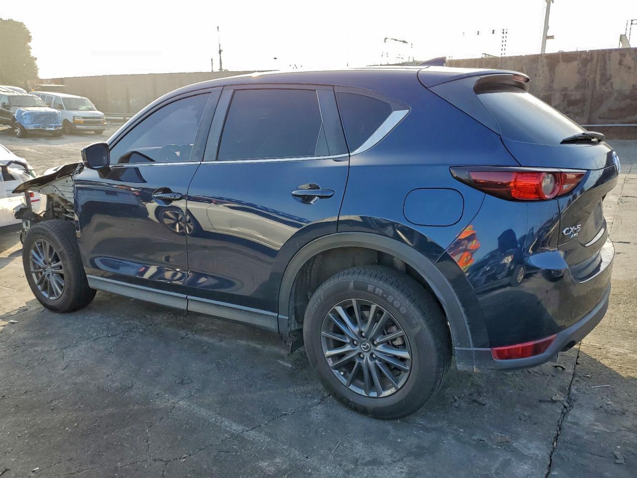 2021 MAZDA CX-5 TOURING photo 3