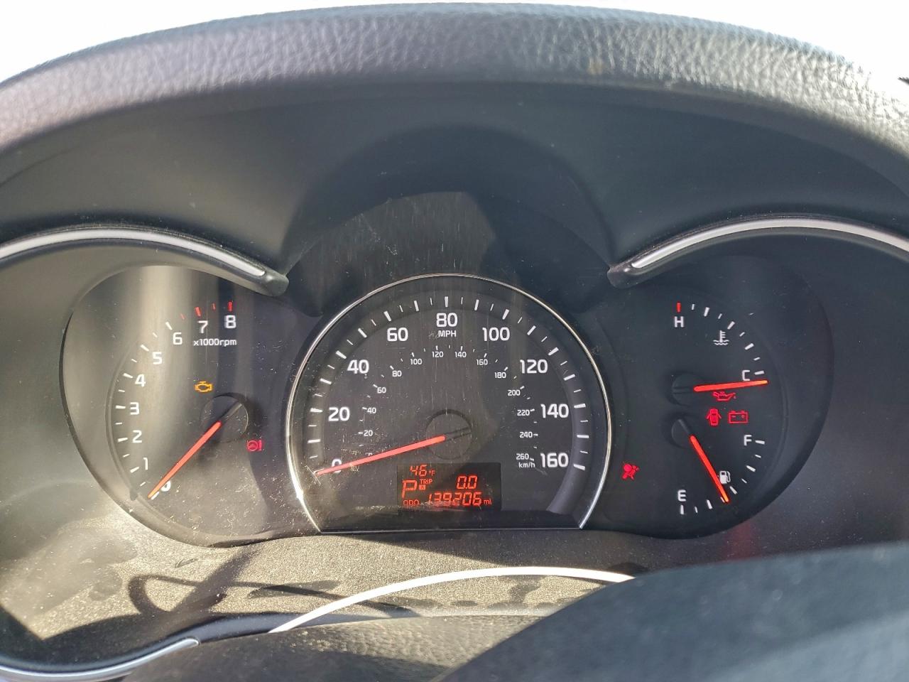 2014 KIA SORENTO LX photo 9