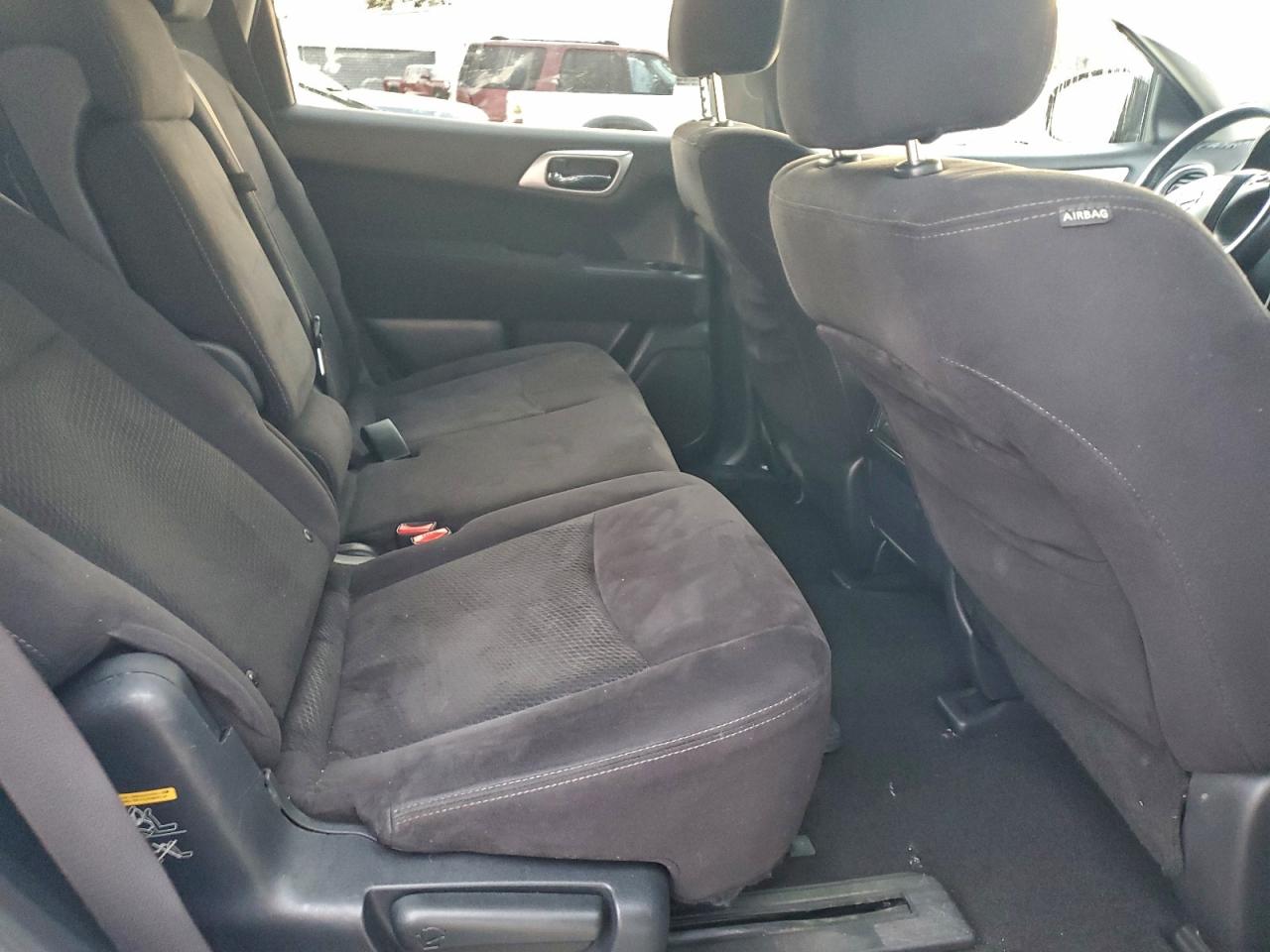 2013 NISSAN PATHFINDER S photo 11