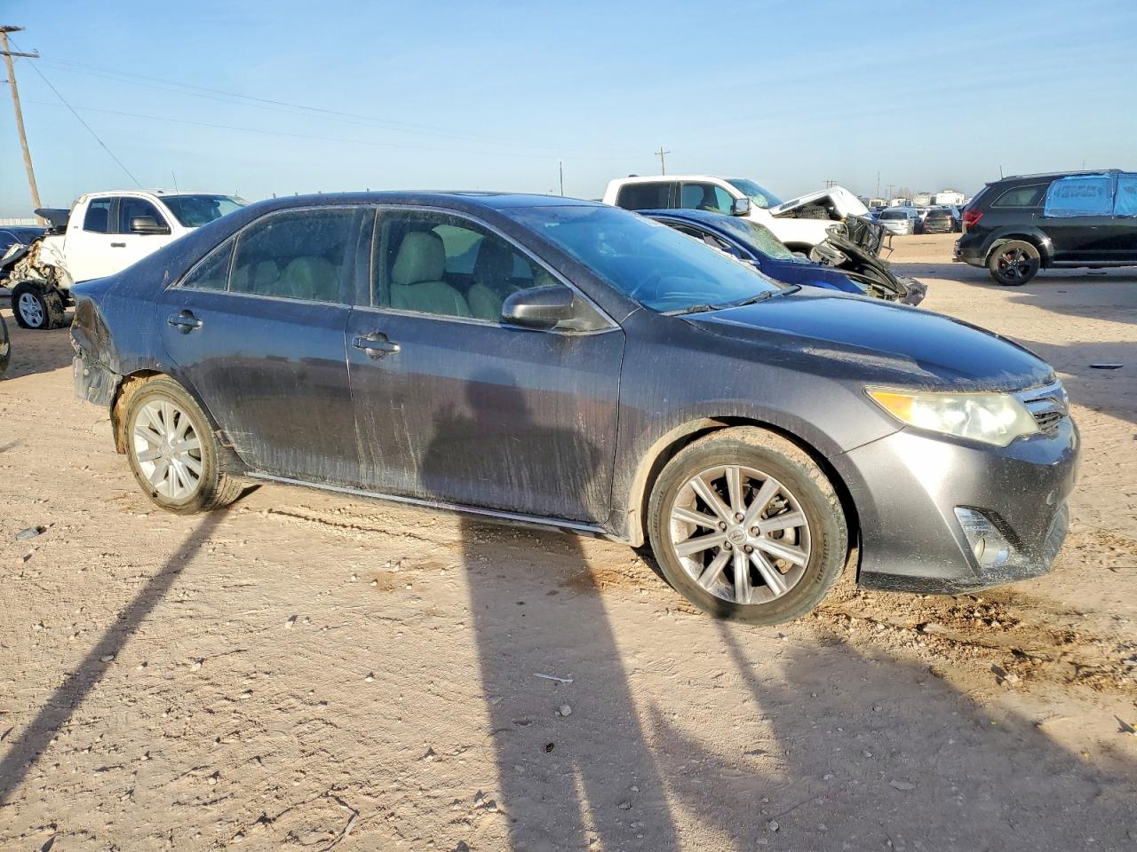2014 TOYOTA CAMRY L photo 7