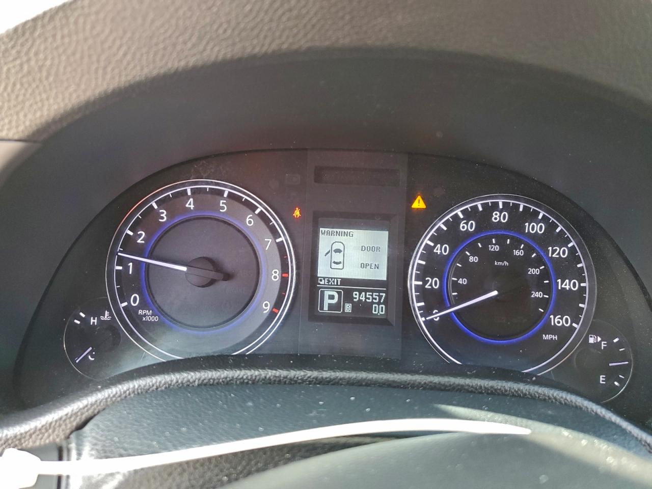 2013 INFINITI G37 photo 9