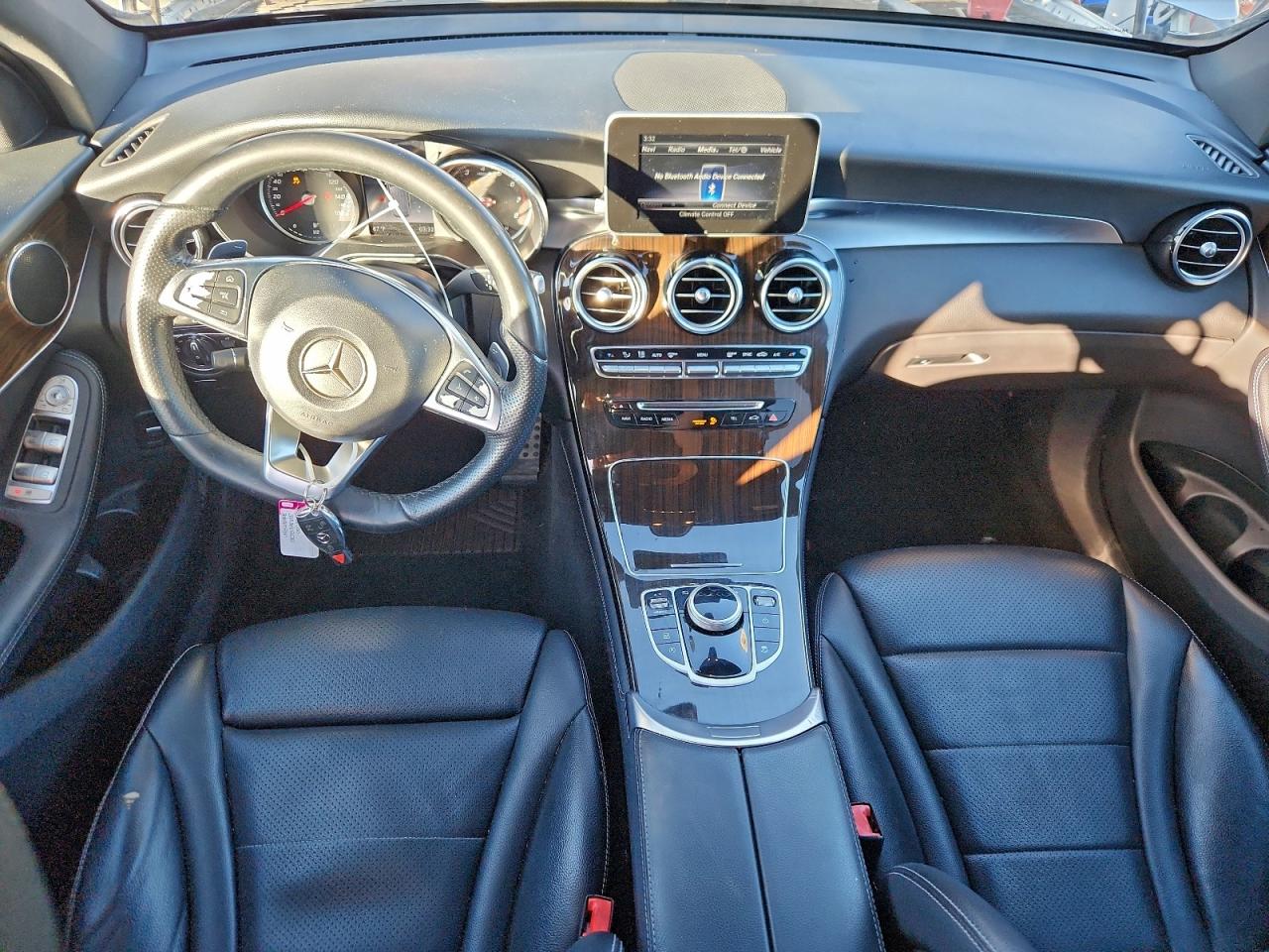 2018 MERCEDES-BENZ GLC 300 photo 15