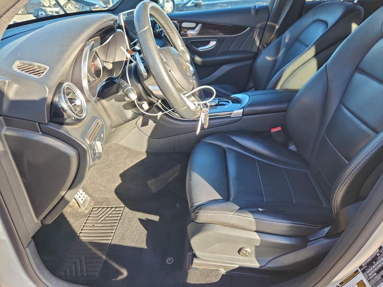 2018 MERCEDES-BENZ GLC 300 photo 13
