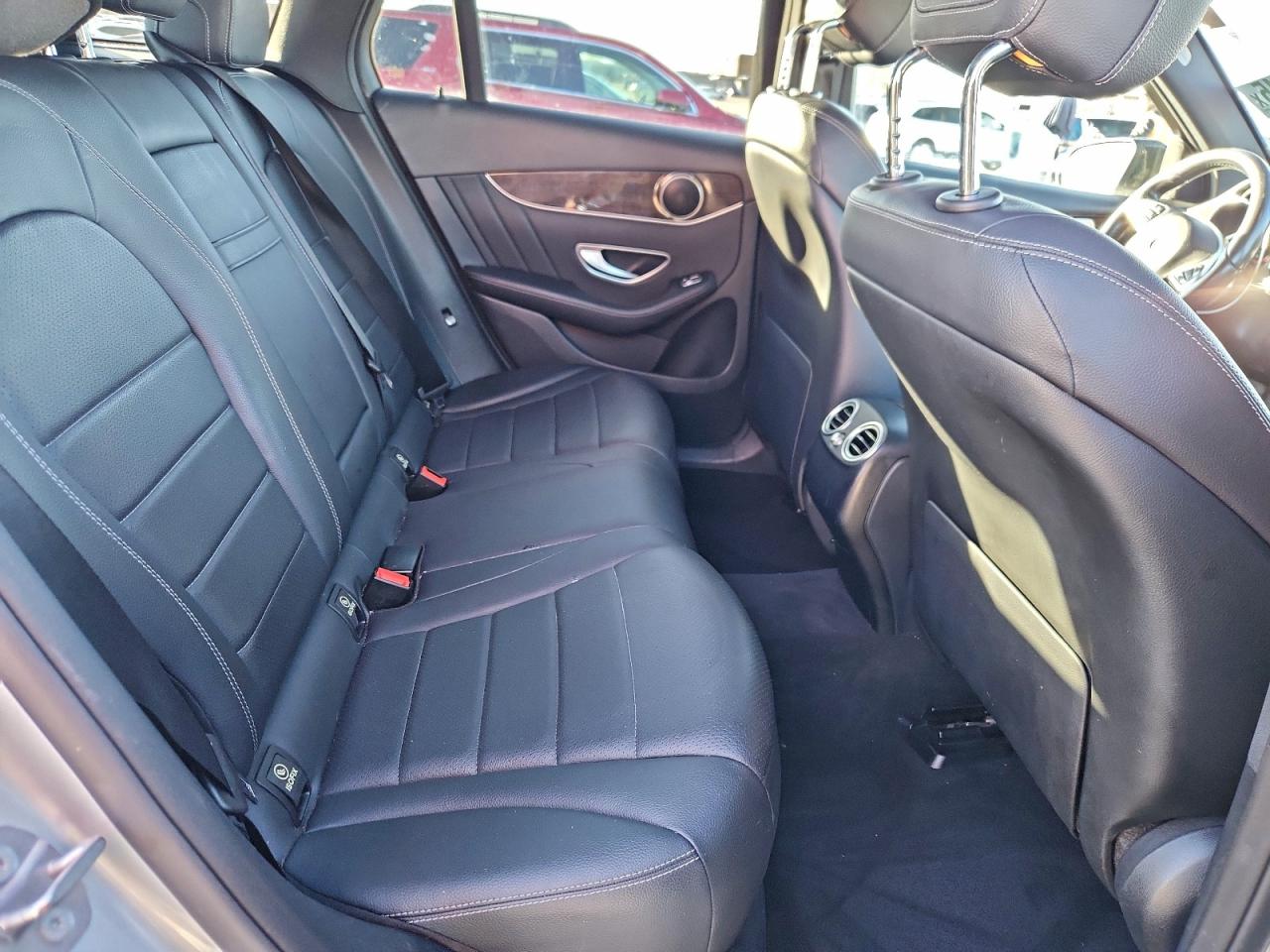 2018 MERCEDES-BENZ GLC 300 photo 19