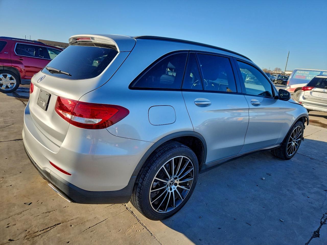2018 MERCEDES-BENZ GLC 300 photo 5