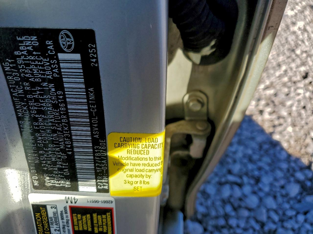 2011 TOYOTA CAMRY BASE photo 23
