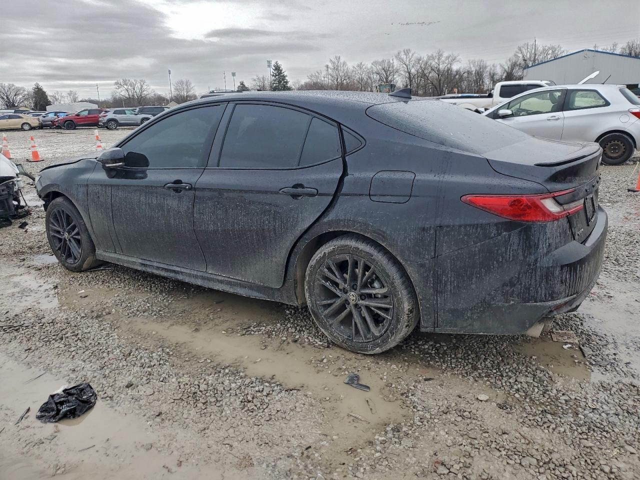 2026 TOYOTA CAMRY XSE photo 3
