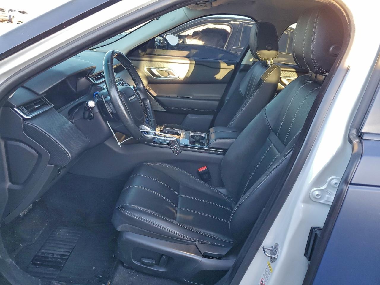 2018 LAND ROVER RANGE ROVER VELAR S photo 7